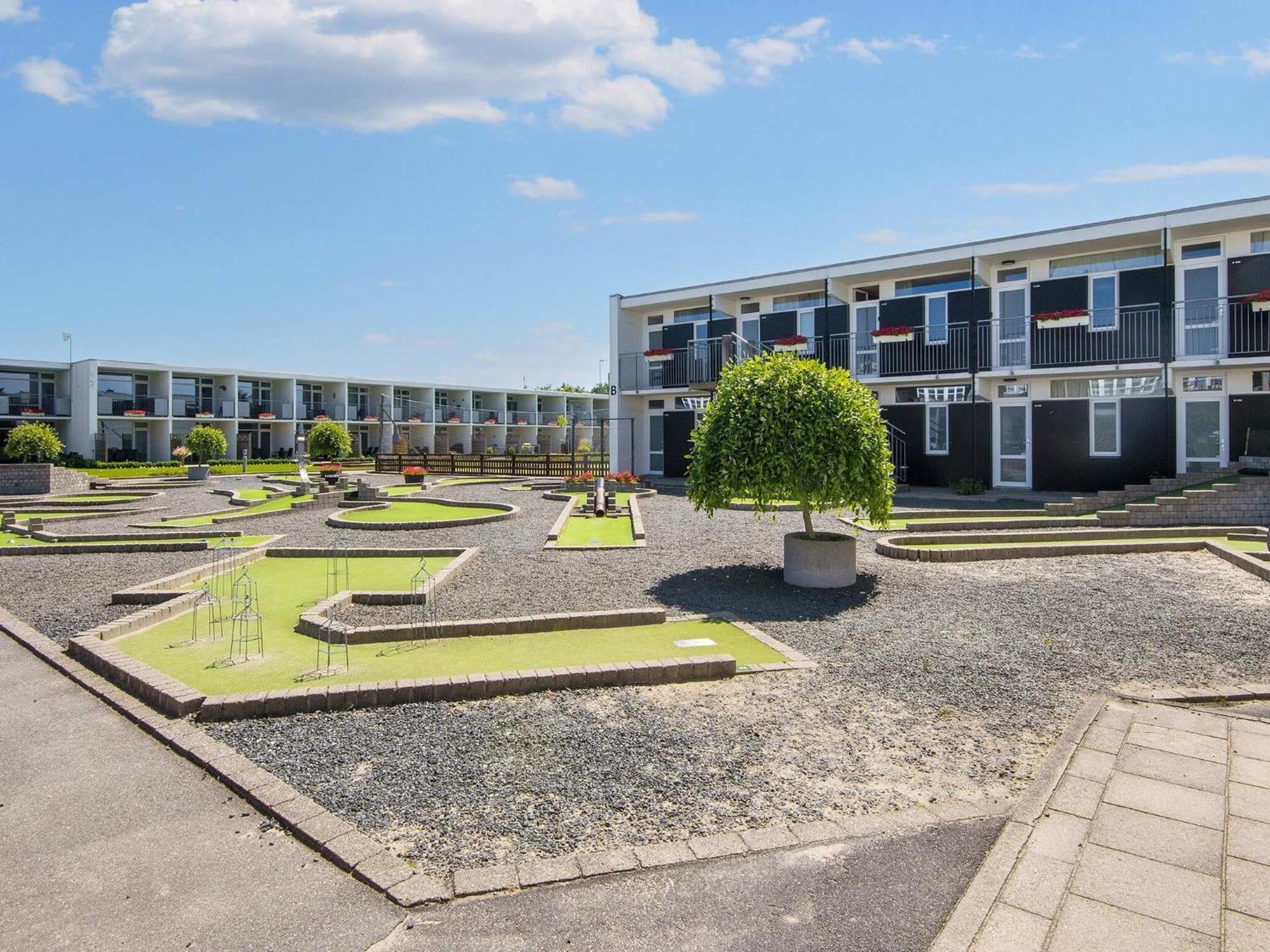 4 Person Holiday Home On A Holiday Park In Glesborg Exterior photo
